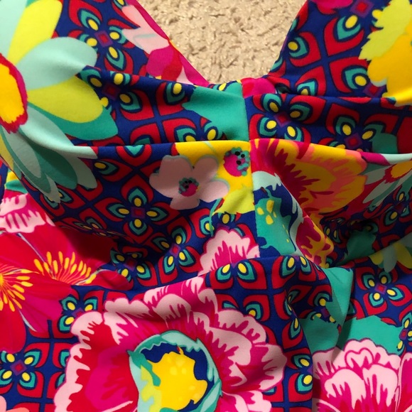 Bandeau Swimsuit - Picture 7 of 8